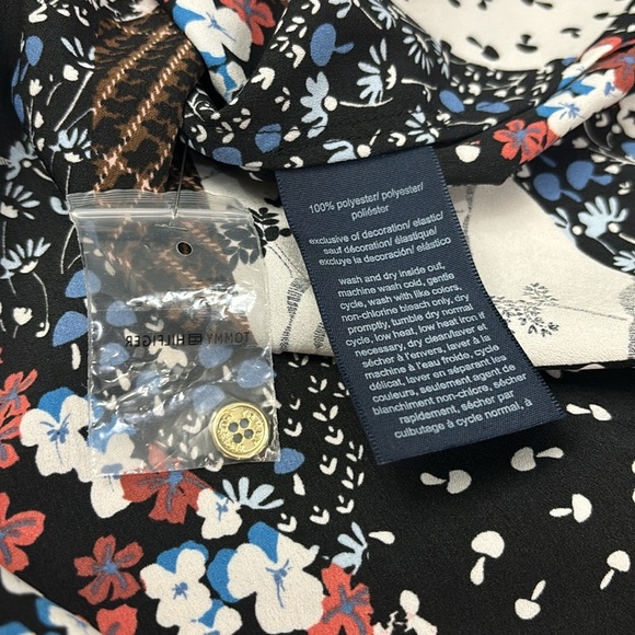 BNWOT Tommy Hilfiger Patchwork Top - Picture 7 of 11